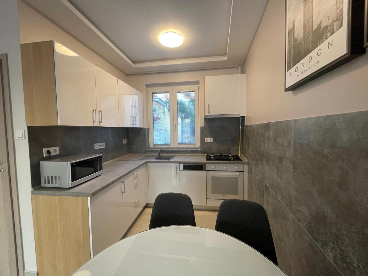 Lara Lux Apartment Hajdúszoboszló Εξωτερικό φωτογραφία