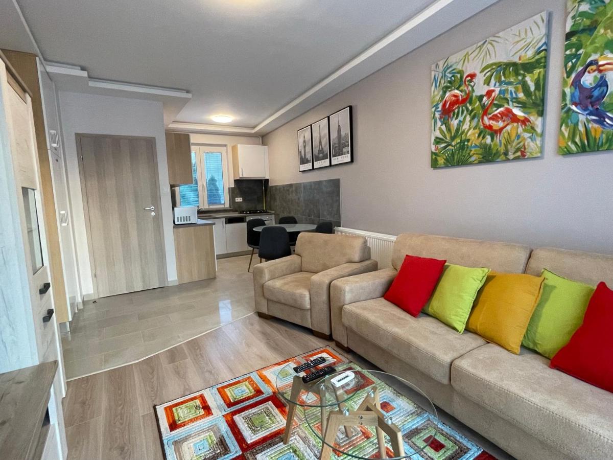 Lara Lux Apartment Hajdúszoboszló Εξωτερικό φωτογραφία